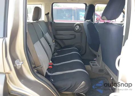 2007 Dodge Nitro Sxt z USA, uszkodzony, nr VIN 1D8GU28KX7W643517